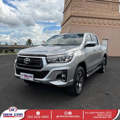 TOYOTA HILUX 2.8 SRX 4X4 CD 16V DIESEL 4P AUTOMÁTICO